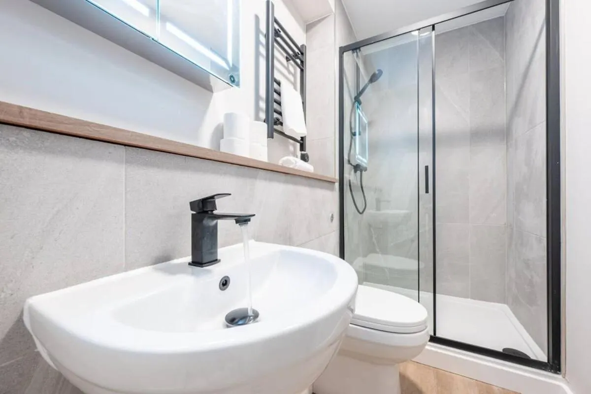 Luxurious 2 Bed Apartment Cardiff Central