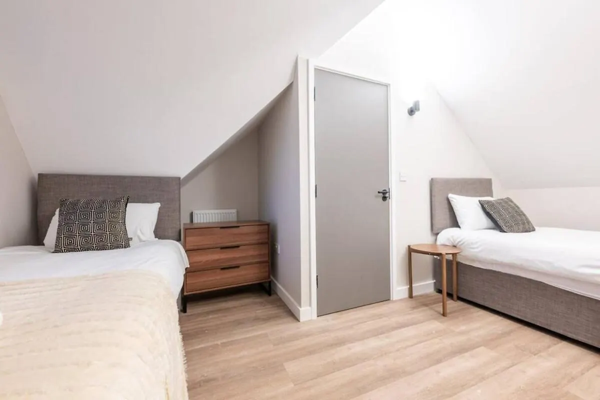 Luxurious 2 Bed Apartment Cardiff Central