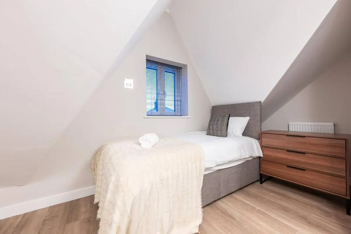 Luxurious 2 Bed Apartment Cardiff Central